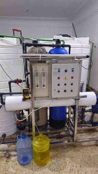 محطه استعمال قليل 1000 لتر للبيع بدون ملحقات منبرين جديد  استفسار على ...