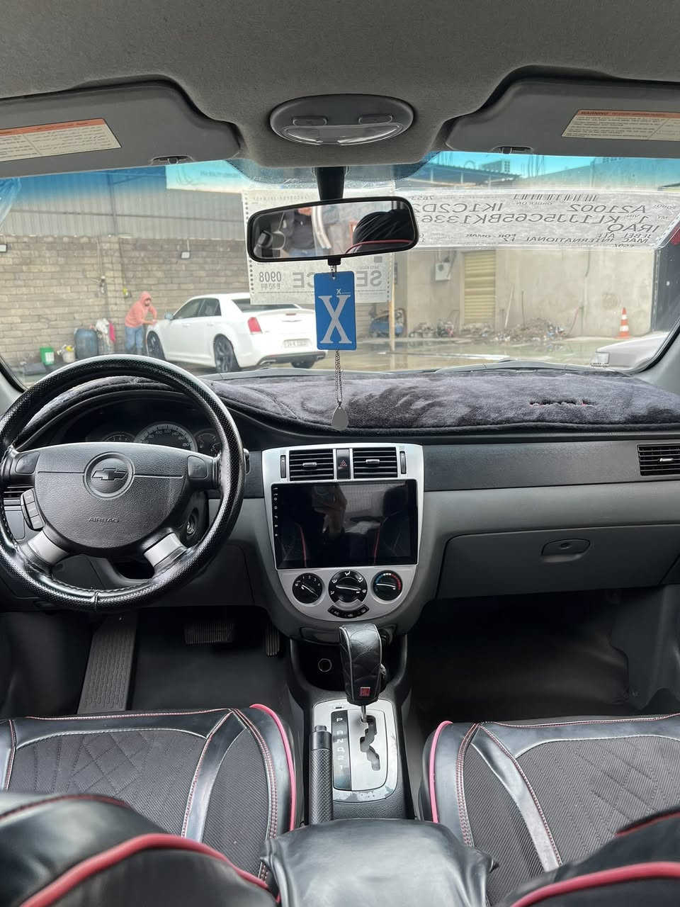 اوبترا 2012 كير اوتوماتيك محرك مامفتوح شرط رقم اربيل الجديد بأسمي السياره جاهزه مابيها نقص بيها صبغ ربع الجاملغ الاماميي بس صبغ بدون معجون كابون بنزين بيها مكانها الموصل الايسر السعر 105 وبيها مجال 
***********
