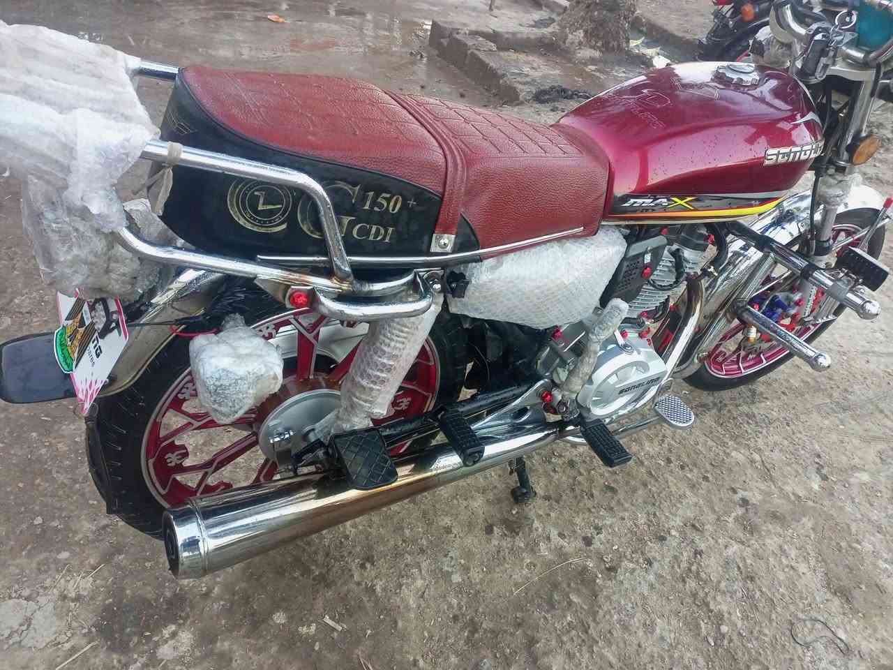 سلام عليكم
شباب دراجه للبيع موديل 25 كامله ما بيه اي نقص اوراق كامله منفيس بيه  كامله مابيه اي نقص فقط الدشبول ما يشتغل 
مكاني بعقوبه الجديدة استفسار أكثر اتصل ***********
