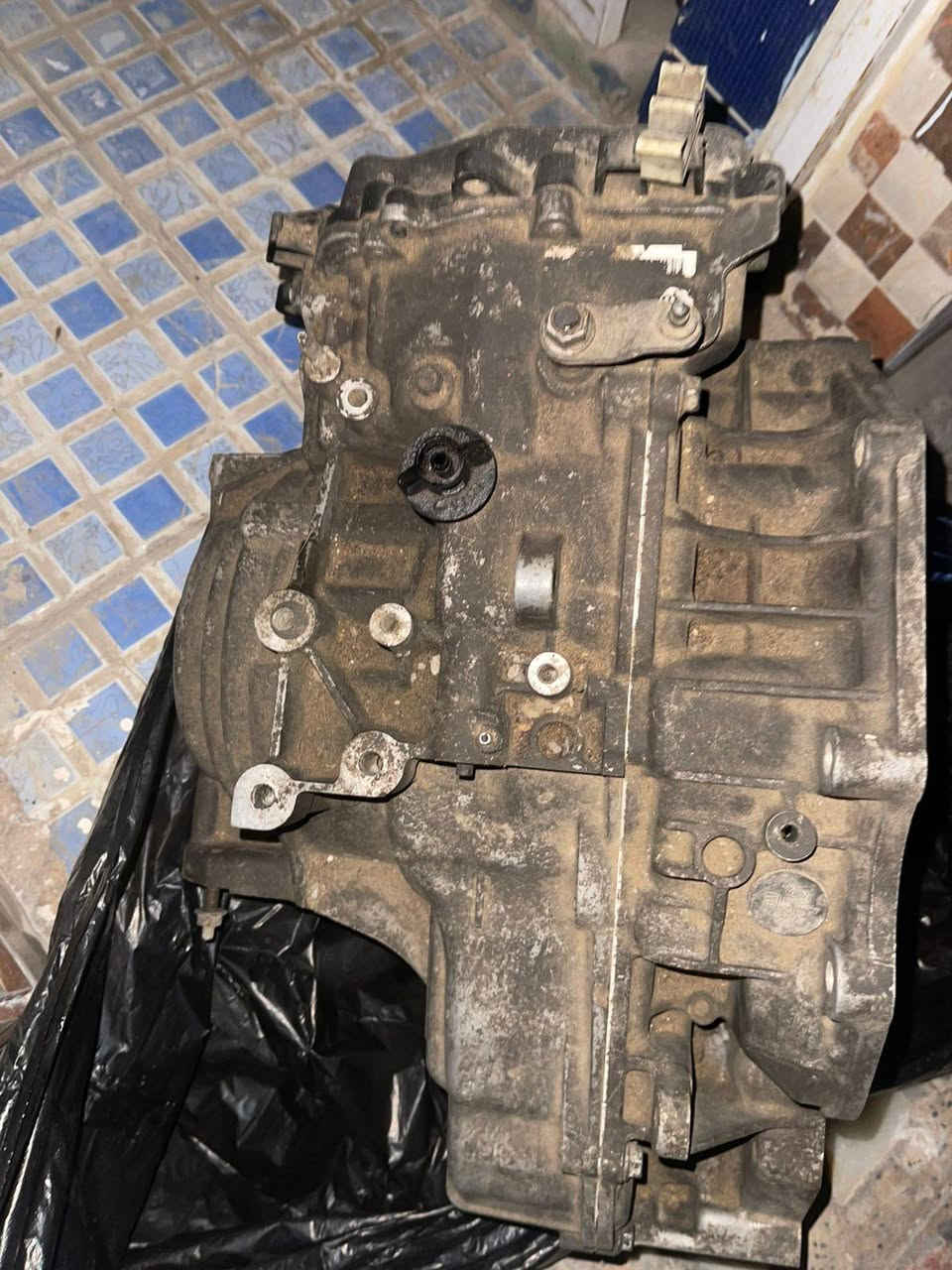 سلام عليكم كير سياره شوفر ليت سونك 
سعر 120وبي مجال 
***********
