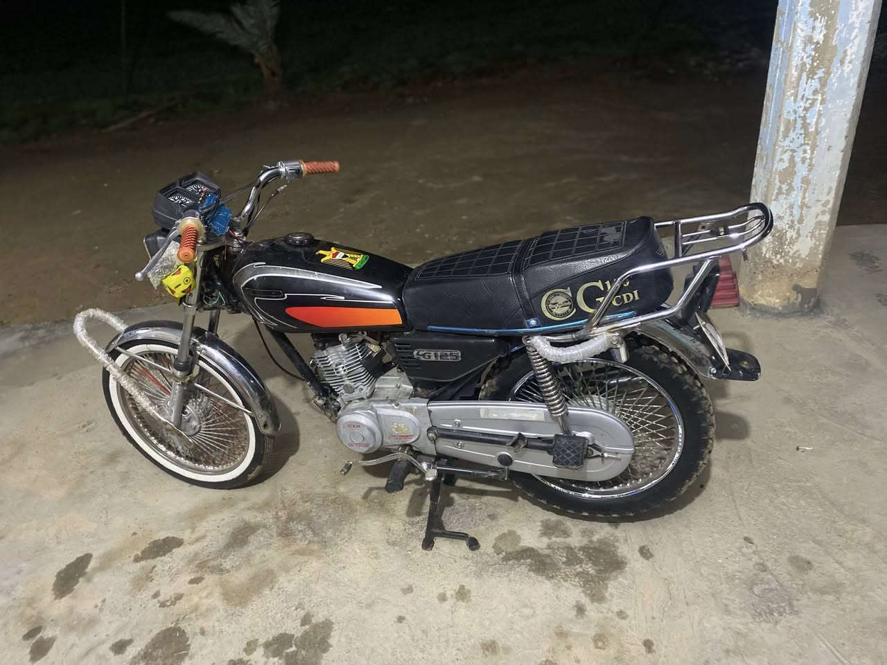 سلام عليكم تايكر 19لبيع أوراق كامله مابيهه اي نقص السعر 425بي مجال شراي يتصل او خاص مو شراي لا تعبني مكاني بعقوبه رقم***********
