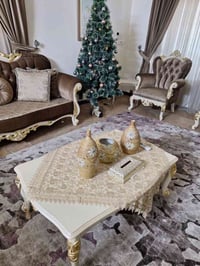 تخم قنفات • خشب زان • ١٠ مقاعد