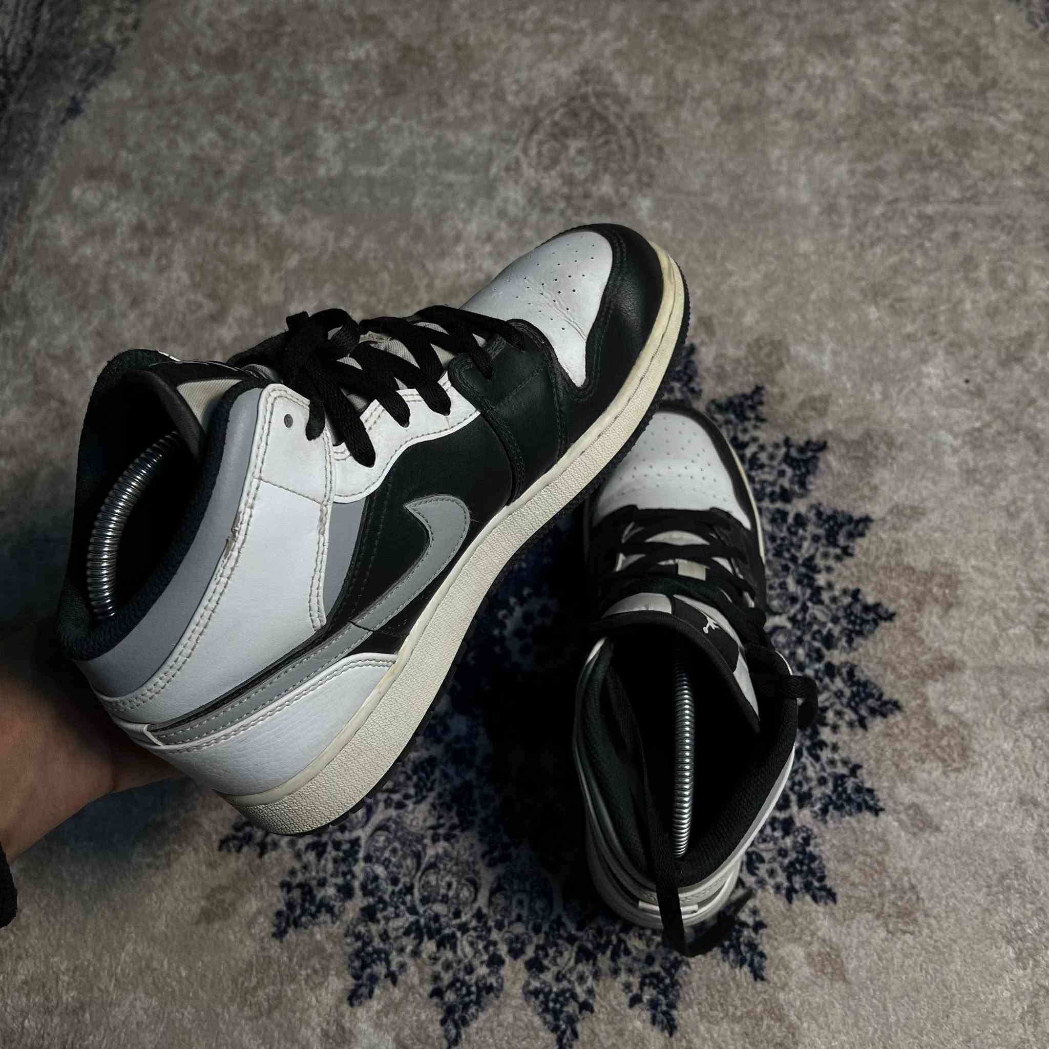 👟: احذية بالة نظيفة
📏: القياسات : 40 , 41, 42 
💵: السعر : 14 الف
🎁 زوج جاروب نص هدية مع كل طلب

يرجى التاكد من طلبك , لا يوجد استرجاع او استبدال

"توصيل مجاني داخل مجمع كليات باب الزبير"
اسعار التوصيل : ٦ الاف لكل العراق
٥ الاف اطراف البصرة
٣ الاف داخل مركز مدينة البصرة


**إذا كنت صاحب هذا الإعلان وتريد حذفه لأي سبب، رجاءا أرسل رسالة إلى الدعم الفني**