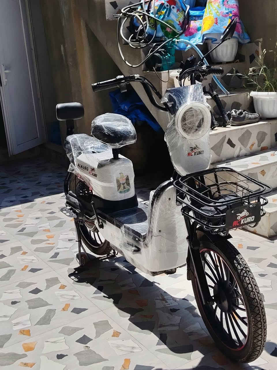 ماطور شحن للبيع نضيف حيل بس نقص بطاريات موديل ٢٠٢٥ السعر ١٧٠ ألف المكان كركوك الإسراى والمفقودين 
الاتصال ***********
