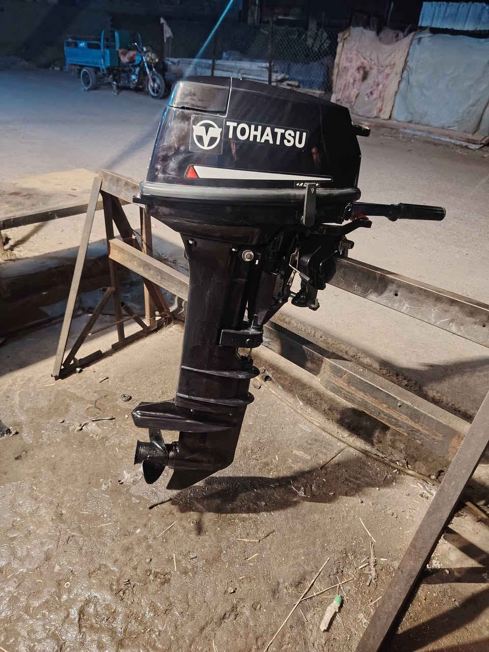 سلام عليكم للبيع 18دهاستو موديل 25 ذيل طويل مكينه مشتغله اقل الااسبوع يعني جديد كارتون وبخدمتكم ***********
***********
