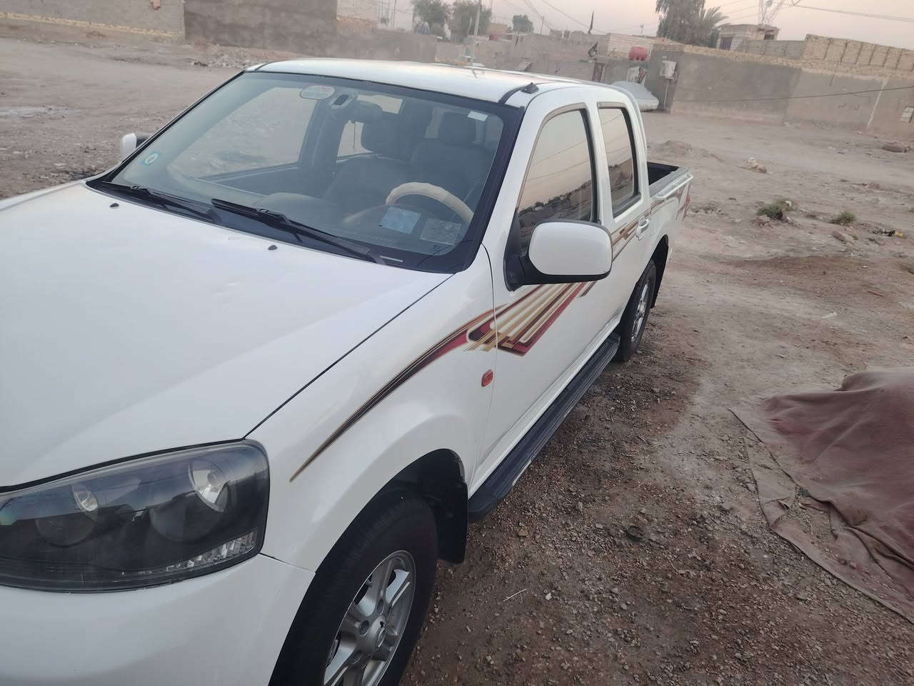 سلام عليكم  كريت ويل موديل 20سياره مكفوله  حداديه جديده  مكينه شرط تبريد ثلج تخم تاير جديد سعر 98المكان ديوانيه الحمزه الشرقي  بيع ومراوس  ***********
