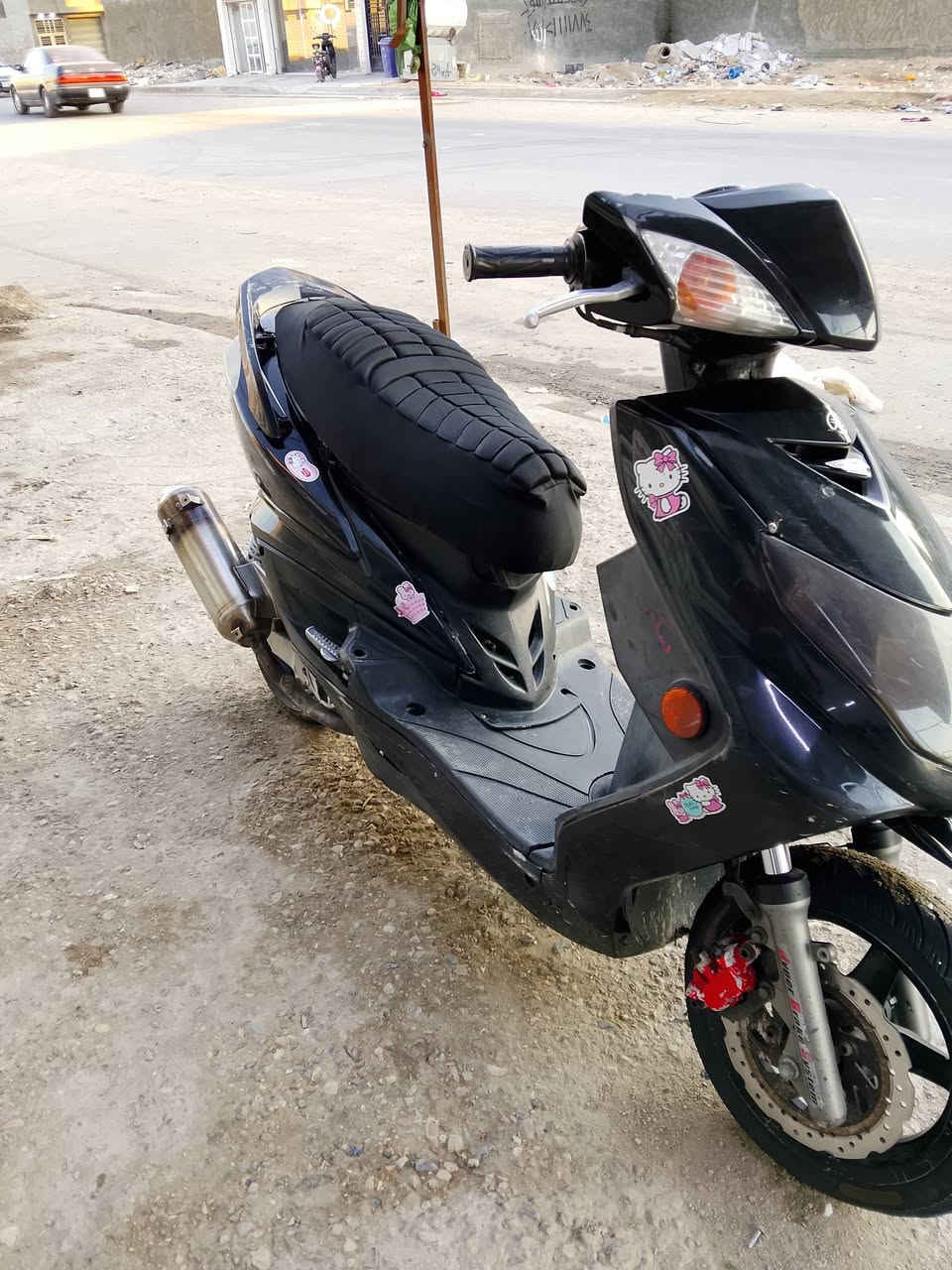 سلام عليكم دراجه سكنس فحل للبيع دراجه نضيفه مكينه برغي ممفتوح بيه مكاني بغداد جديده سعره 650 وبيه مجال *********** للاستفسار
