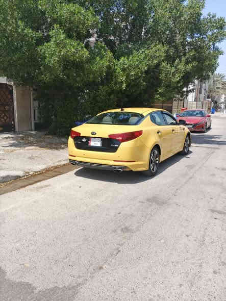 سلام عليكم 
اومتما موديل 13 
وارد امريكي 
تخم تاير جديد كهربايات بلاديه 
صدر امامي خلفي جديد مكينه وكير خير من لله 
السياره جاهزه شغل وطلع 
المواصفات 
بصمه تشغيل 
بصمت ابواب 
بصمه جنطه 
كشن السايق كهربائي 
تحكم ستيرن  لايتات زنون عالي وناصي 
السياره فول ما عده الفتحه 
مابيه اي نقص  
السياره بسمي ثاني يوم تحويل  
مكاني بغداد العامريه 
*********** تصال رصيد 
***********واتساب  
السعر 95
