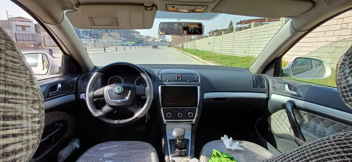 سڵاو سکۆدا 2012بۆفرۆشتن گێڕئۆتۆماتیک مە کینە 16ی بیلادبێ دە عموبێ لێدراوتە کسییە کراوە تە وە بە خسوسی سە نە ویوڕە قە می تازە یە چوارتایەیی لۆکی بۆبە ستراوە سعر70وە رە قە کە مێک مە جال شوێن سلێمانی ژ م ***********
