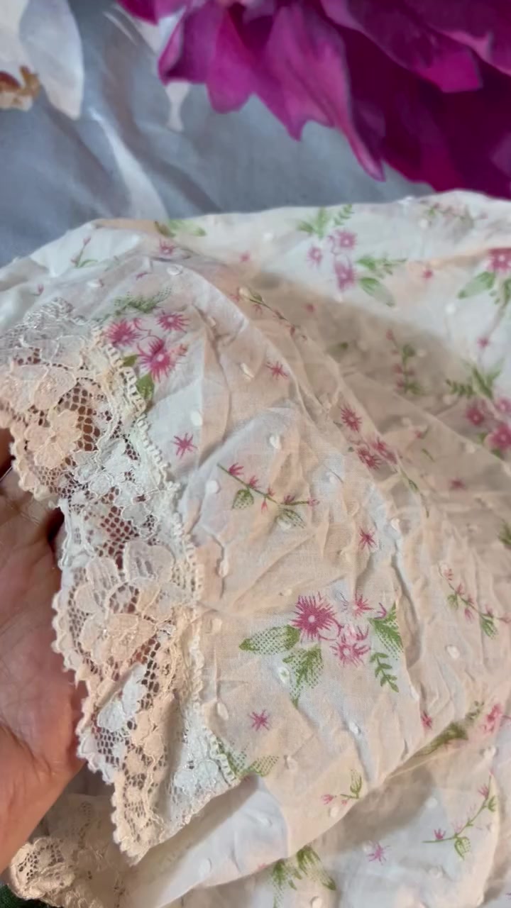 "قطعة وحدة وما تتكرر! 🌸
دشاديش شلحات (باله خامات باردة وتجنن. النظافة 100% والقياسات راهية.
الحگي قبل لا تخلص! 🏃‍♀️💨"


**إذا كنت صاحب هذا الإعلان وتريد حذفه لأي سبب، رجاءا أرسل رسالة إلى الدعم الفني**