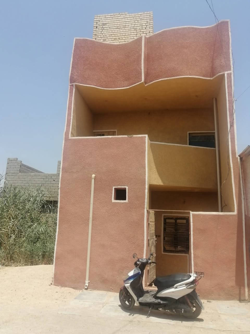 بيت للبيع قاطين المساحه  ٥٠م بغداد منطقه الإصلاح يحتوي على استقبال ومطبخ وغرفتين وصحيات
الرقم ***********

بيت للبيع قاطين المساحه  ٥٠م بغداد منطقه الإصلاح يحتوي على استقبال ومطبخ وغرفتين وصحيات
