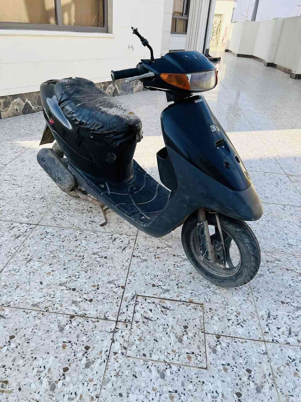 السلام عليكم ماطور للبيع سازوكي ياباني محرك بالشرط تايرات جدد كابريتر جديدة بوربرنات جدد هورن جديد لايت بك لايت اشاير كلو شغال باتري جديد سلف جديد (تشغيل نَكرة سلف) مكاني العلم السعر 225 الف وبي مجال للأستفسار ***********
