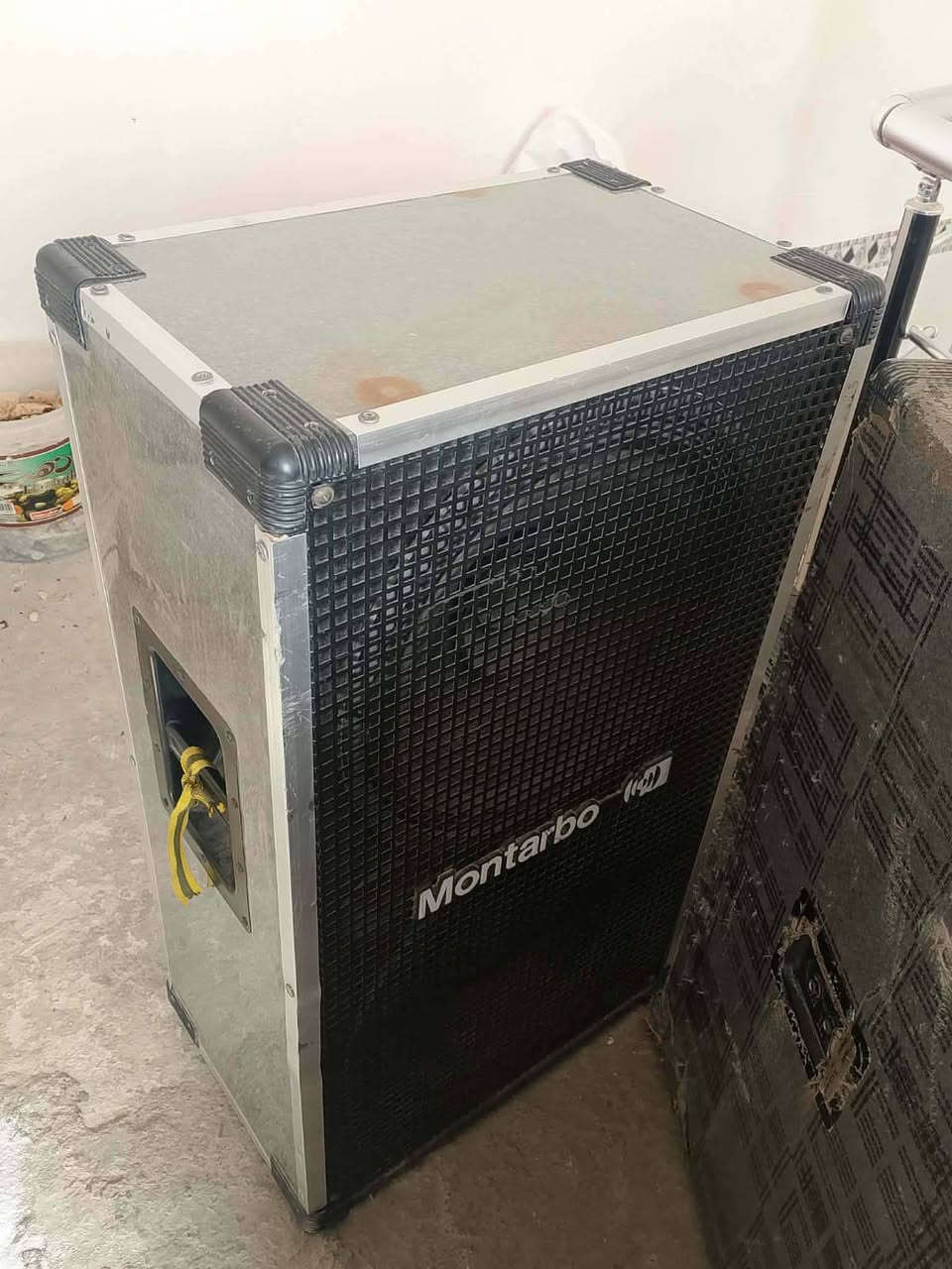 سلام عليكم خدام الحسين يتوفر سماعات إيطالي أصلي حفر مخمل ترايش أسود مستعمل 10ايام يتوفر 8زواج مجموع 16سماعه وكذالك يتوفر سماعات جاسكو 15*12زوجين وكذالك يتوفر سماعات 12*12سته أزواج ويتوفر جهاز تندر 3300مستعمل , 10ايام وكذالك يتوفرw17 زوجين مراسلات تندر حجم 2200عدد زوج


**إذا كنت صاحب هذا الإعلان وتريد حذفه لأي سبب، رجاءا أرسل رسالة إلى الدعم الفني**