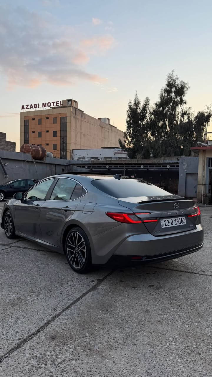 كامرى وارد امريكى
موديل2025
ضرر سيارة بي ثلاث قطع صبغ بدون شواصي
سيارة ماشية 11 الف 
سيارة جاهزة مابي اي نقص 
موصفات سيارة xle
بانرواما تشغيل عن بعد موبايل وايرليس كشنان جلد 
شاشة كابير دبل سكرتير دبل عدسات 
سيارة فول 
مكان سيارة عقرة
***********مجال🔥😳 Singapore
