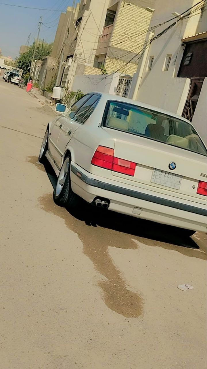 سلام عليكم بيم البيع مديل ١٩٩٢سياره حلوه مكفوله وما بيه اي نقص كبل الشارع سياره ما متعوبه ومرتبه وحاجاته كله صليه وتخذه تلف راسك وتنام سياره رقم بغداد بسم ولد صاحبي
السعر ٥٧وبيه مجال المكان نجفتصل على الالخط وخادم ***********
