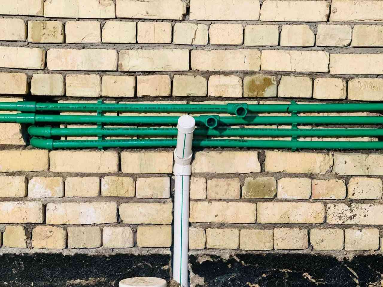 تأسيس الماء. نعمل في الحيرة المناذرة. المشخاب ***********
