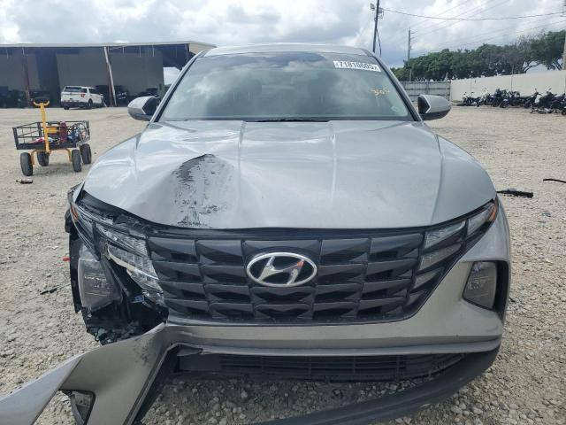 Tucson se 2024
هاي صورة ضربتها بيها شبرين بالبنيد بس
عارضها ب183 وبيها مجال للشراي
للتواصل خاص او على الرقم
***********
السيارة بيع او مراوس بسنتافي
