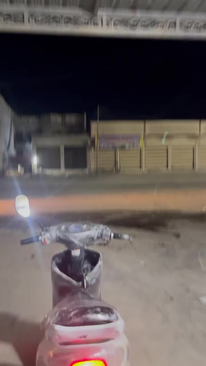 دراجه عصفورين 60 للبيع كامله شغاله هورن لايت سلف والمحرك نشط فول عداد سرعه شغال كامل السعر 230 وبس مجال قليل للشراي وير هم مراوس مكاني الديوم اسواق الزوبعي ***********
