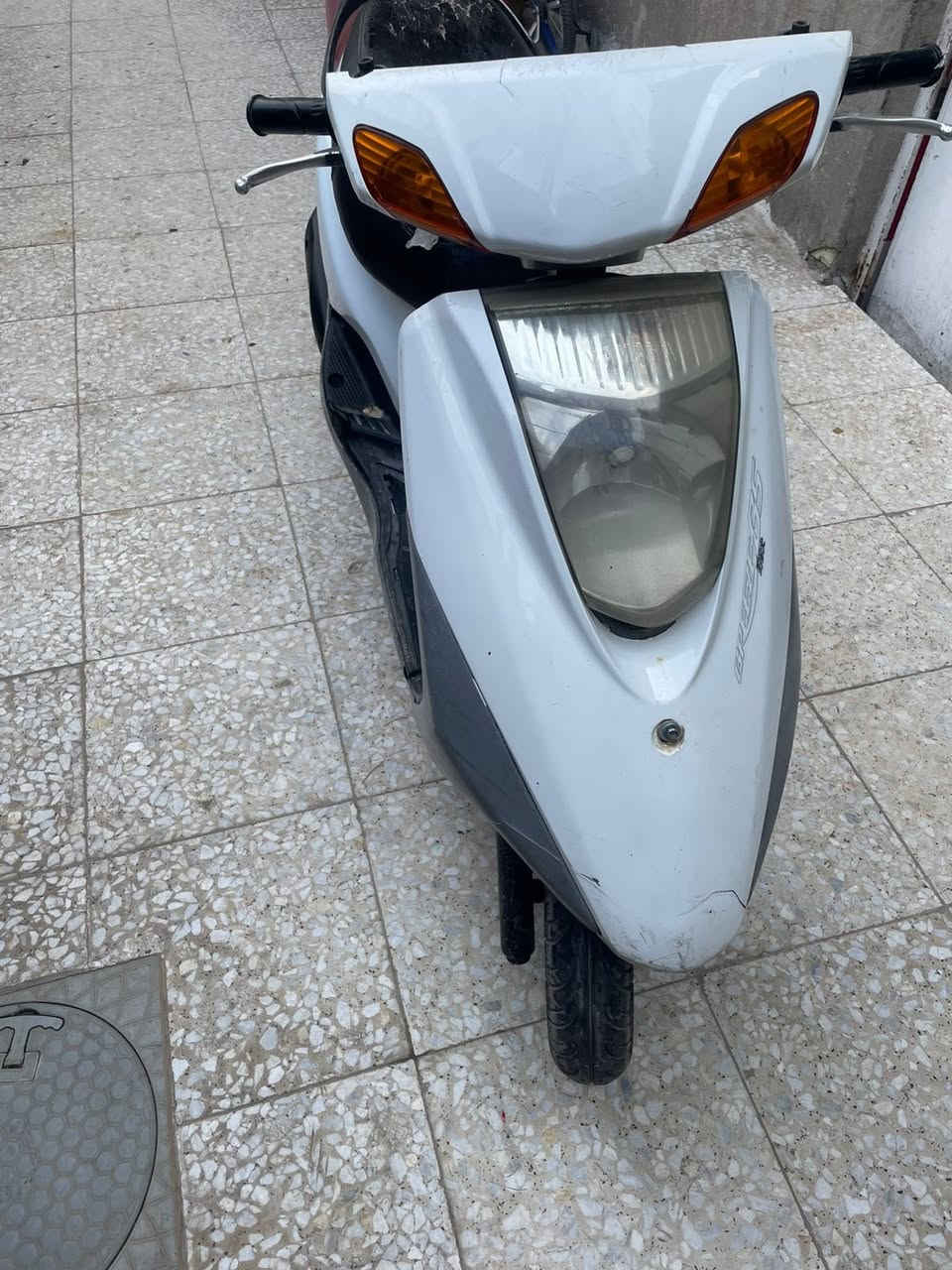 سلام عليكم بريز ياباني كفرات مختمة اوراقهة كاملة نكره سلف اي نقص مابيهة زوج تايرات جدد مكاني بلديات السعر 500 رقمي ***********
