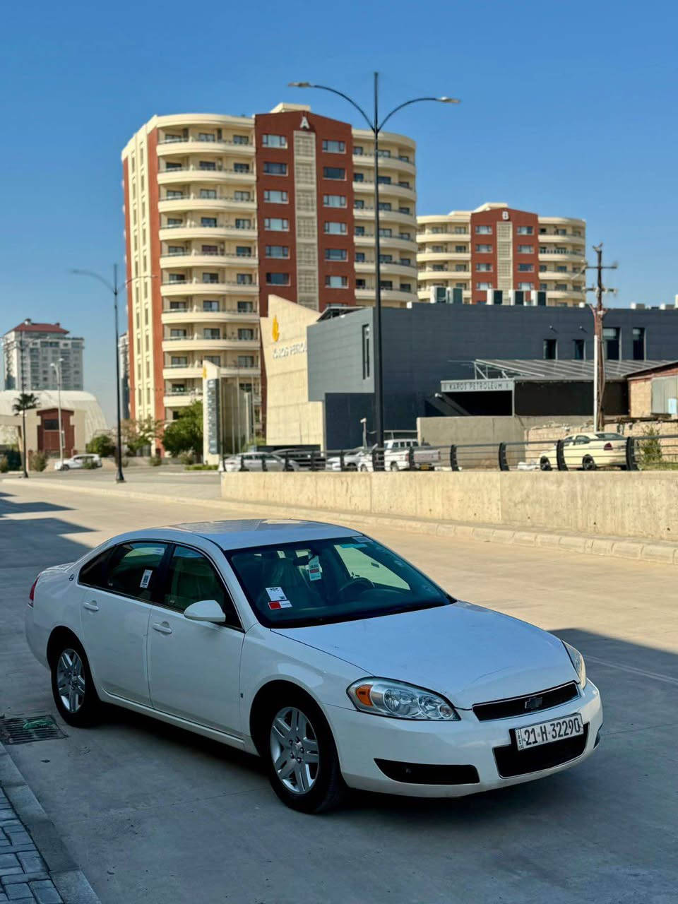 امبالا موديل ٢٠٠٨ محرك ٣.٥ -v6 ماشي ١٦٠ 
بيها مكانات ضغير كارت
كير و محرك مامفتوح بسرط

*********** السليمانية, العراق
