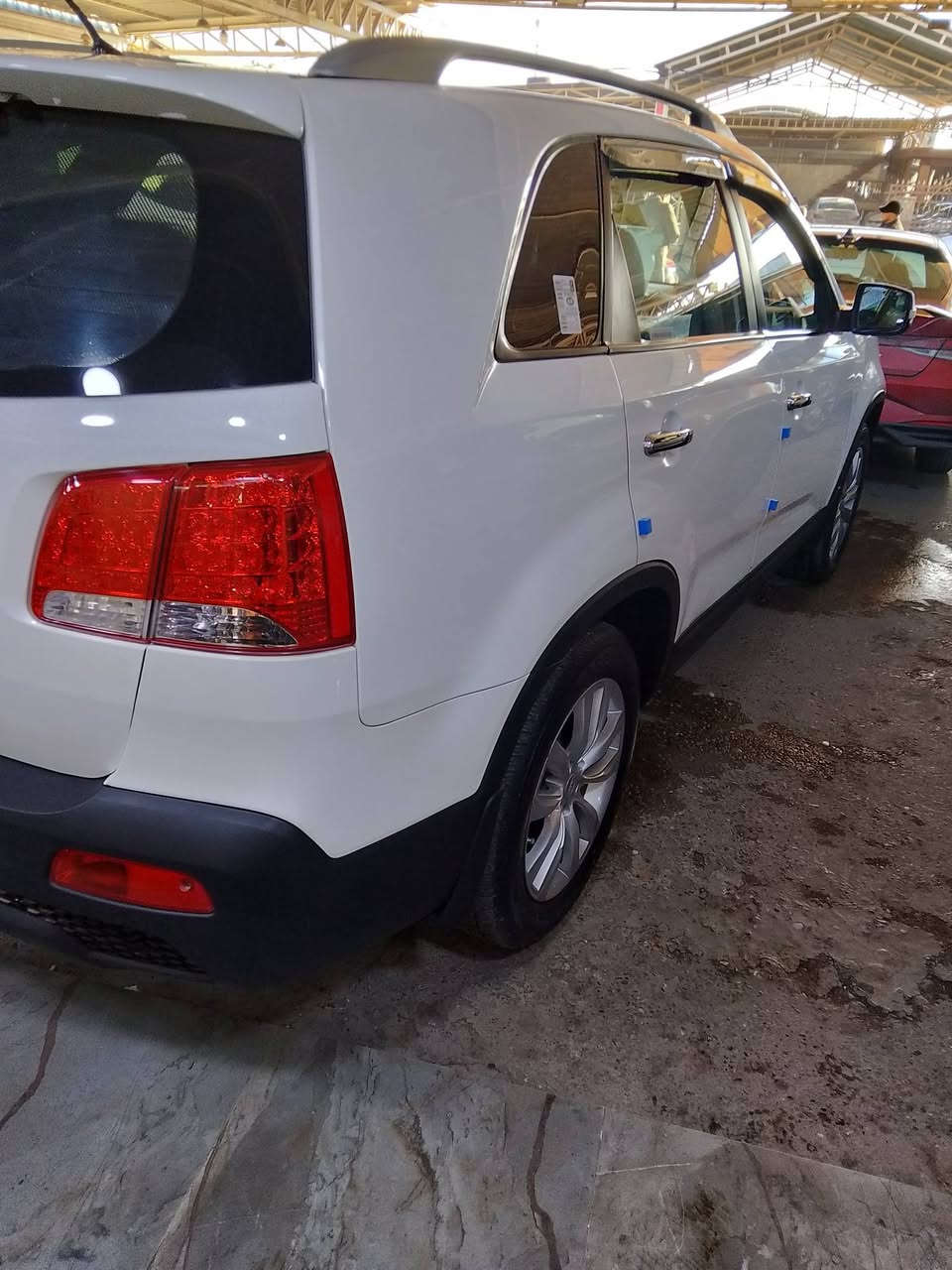 كيا سورنتو موديل 11 فول فولموصفات عده البصمه السويج مريه شافط اشاره بل مريه كشن كهرب 7 راكب 3 قطع تبريد ويل 18اكروم لايت زنون بدون صبغ بيها مكنتين بارد سيارة جديده مل بيت مكان السيارة موصل حي المثاق ***********###***********،،،🍋🍋155وبيها مجال
