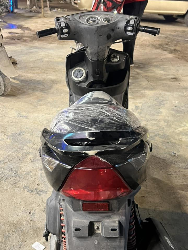 سلام عليكم دراجة ثعلب للبيع مكفولة مكينه ما بيه اي نقص من عده الكابريتر يرادله تنضيف مكاني الكاظمية للاستفسار الاتصال على هذا الرقم ***********
