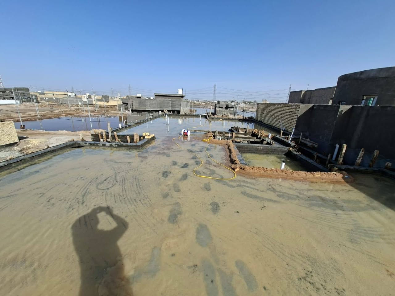 #للبيع 
هيكل مسكوف بالزهور 
٢٠٠م حر غير مطلوب معالجة الارضية جلمود وسبيس وحدل السعر ١٠٥ مليون مع المجال والتفاوض والسعر النهائي مع صاحب العقار مباشر .

#للاستفسار اكثر يرجى مراسلة الصفحة او الاتصال على الرقم *********** او زيارة مكتبنا الواقع في : السماوة - حي العسكري - مقابل صيدلية التفاح الاخضر ومجاور صيدلية الاريج .
