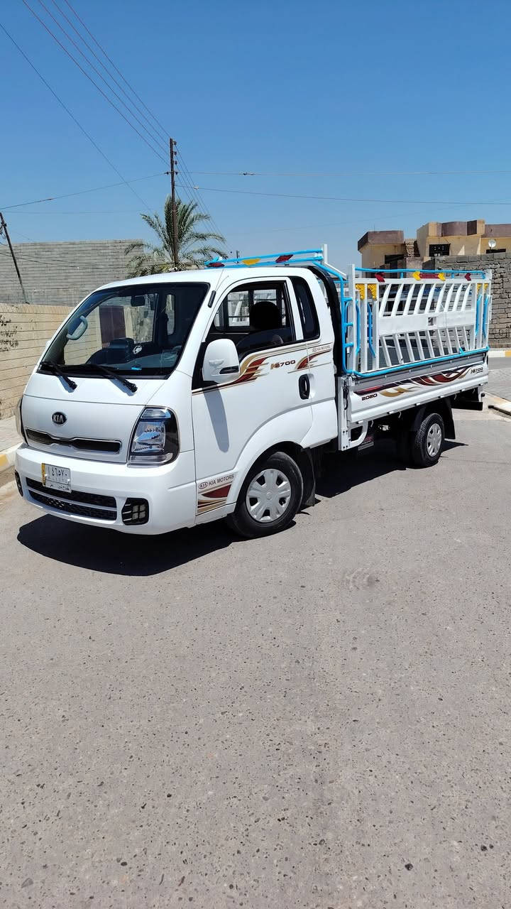 كيا ٢٠٢٠ شكل جديد رقم صلاح الدين مشروع وطني محرك كير شرط تبريد ثلج تخم تاير و صدر جديد شاصي شرط ماشيا ١٤٩  سياره بيها صبغ بل ربعيه مئشر علي باقي مكفولة كفالة عامه مال بيت واحله من صور بدون محجل سعر ١٢٨ وبيها مجال مكان سياره بيجي *********** ***********
