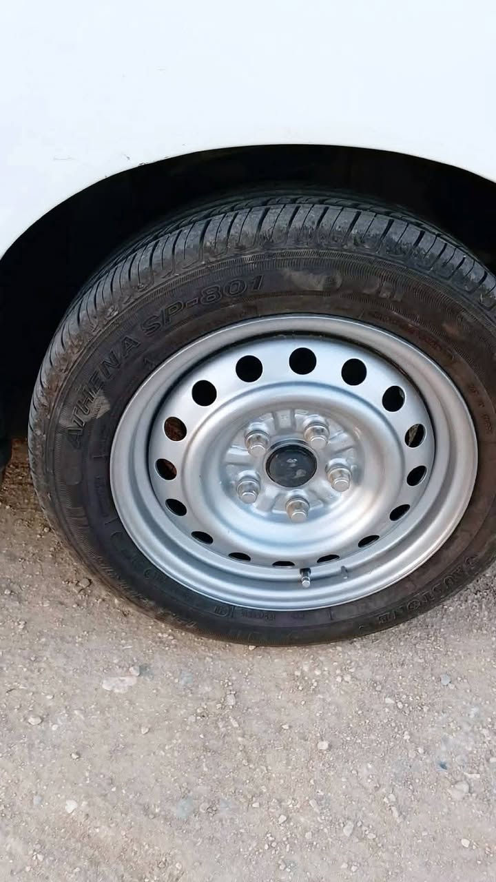 لبيع كروسيده مكينه 4 سندر مكينه وكير بلاد حداديه برنكيتات شواصي حداديه بديه غرفته  كلهن جدد مال جناي 
مكفوله عشائر سياره دوات سعره ٢٥ وبيه مجال عنوان ناصريه الهاتف ***********
