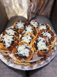 حسب الطلب • مخصص