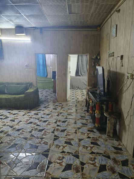 سلام عليكم الدار للبيع 220 متر غرفتين وهول وكله سيراميك وكراج جبير يحوي 3 سيارات ولكراج ول ترك كله شتايكر للاستفسار ***********
البيت بلغزاليه بشارع المشجر
