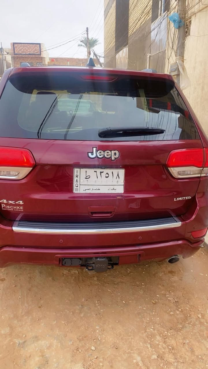 جيب شيروكي موديل ٢٠١٧ فول مواصفات وارد امريكي بيها جاملغ وبنيد بامريكا البنيد شاديه مال شركه نفس الون وبيه طخه بالجاملغ الخلفي صبغ بيه شبر مكينه ٣٦٠٠ كير محرك حداديه مكفوله 
السعر 210  بيها مجال قليل مكاني بالحله 
***********
***********
