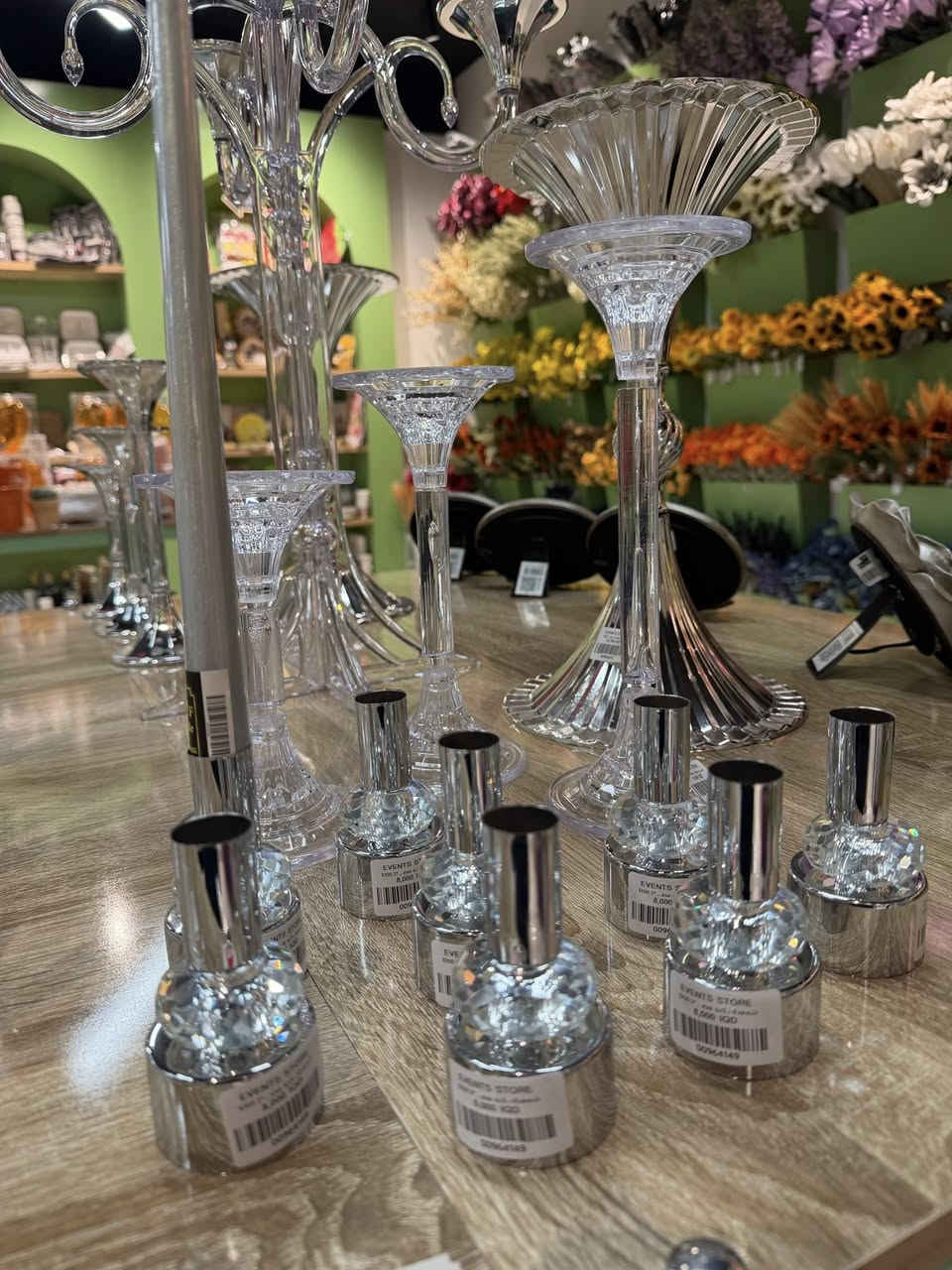 @eventsstore3in1 محل متكامل موقعة بالداوودي نهاية شارع التانكي عمارة صيدلية هيدروجين
غراضهم جدا مختلفة عن اي مكان لتجهيز المناسابات
 ***********
