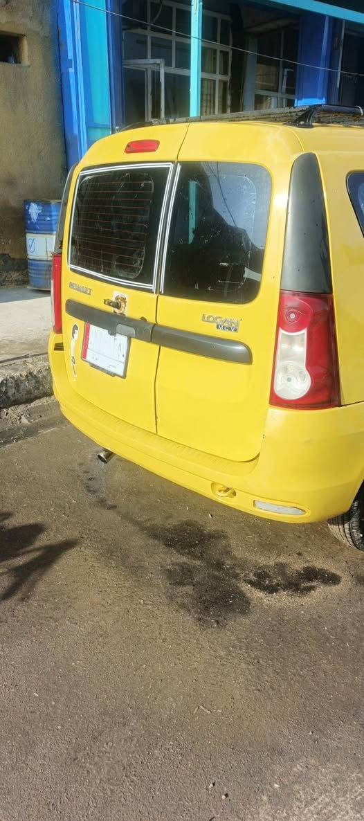 السلام عيلكم سياره رينو البيع الوكان 47وبيه مجال اكثر التفاصيل خاص ***********
