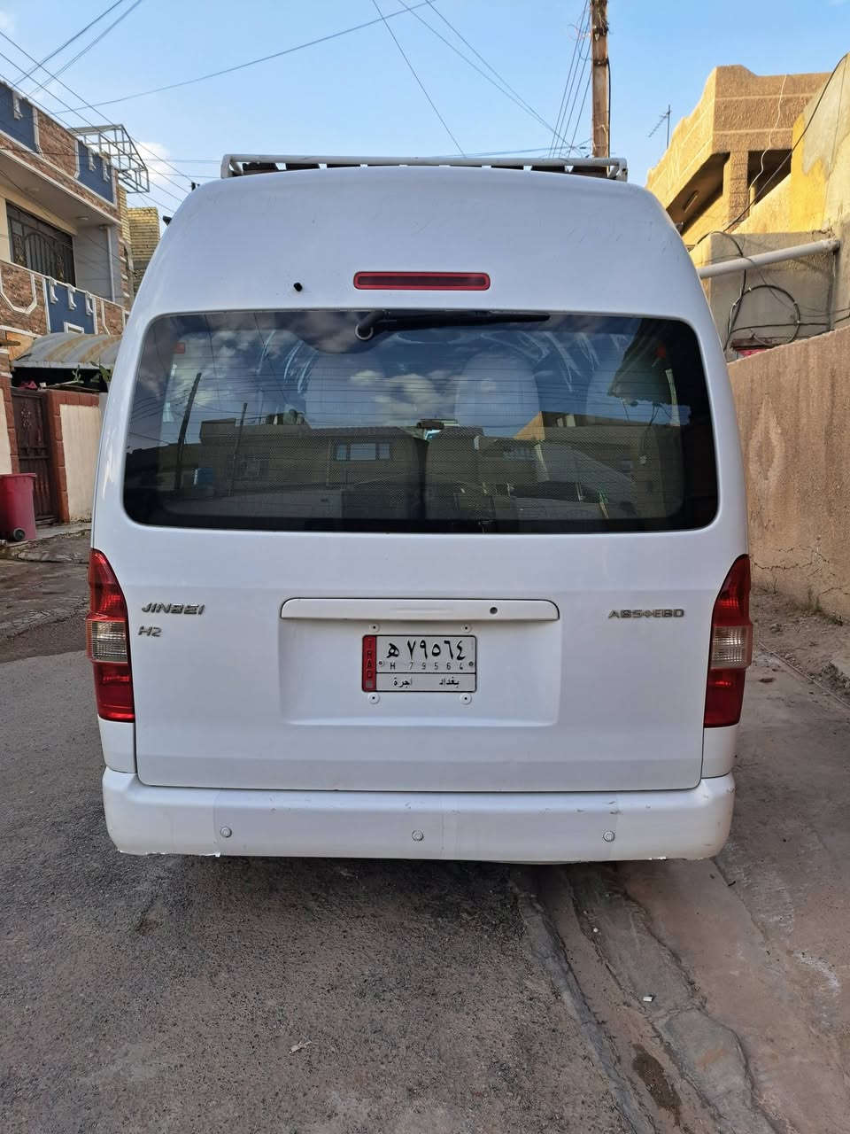 السلام عليكم جنبي اج تو ٢٠١٧ السياره جاهزه ما ناقصه شي للاتصال ***********
