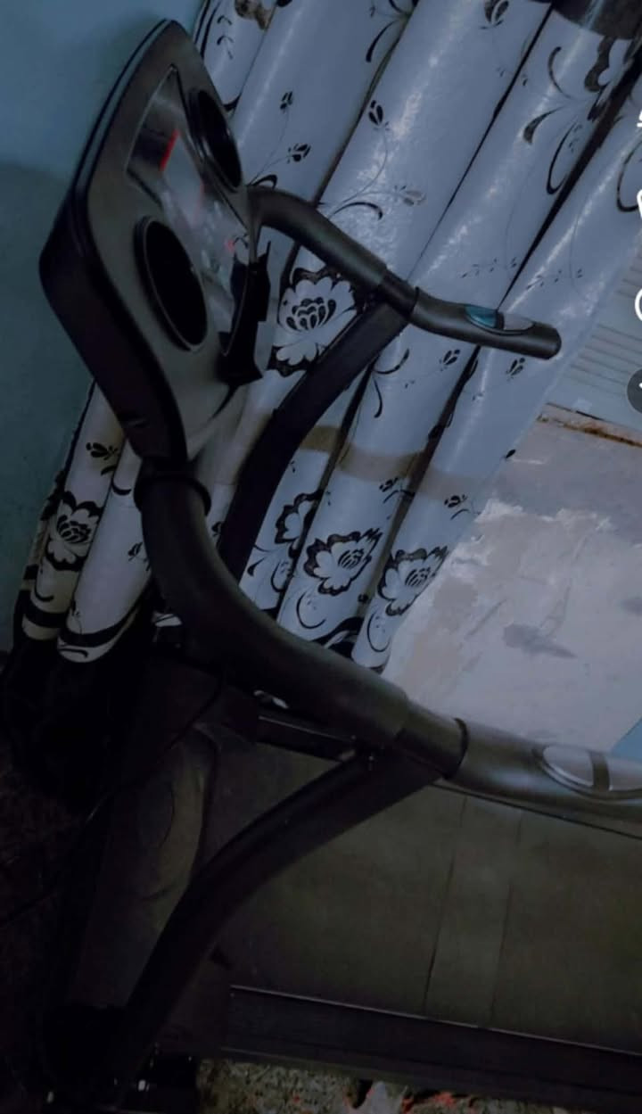 جهاز جهري جديد  عندي شيله و مستعجل على بيعته ب٣٠٠ اخذته ابيعه ب٢٥٠


**إذا كنت صاحب هذا الإعلان وتريد حذفه لأي سبب، رجاءا أرسل رسالة إلى الدعم الفني**