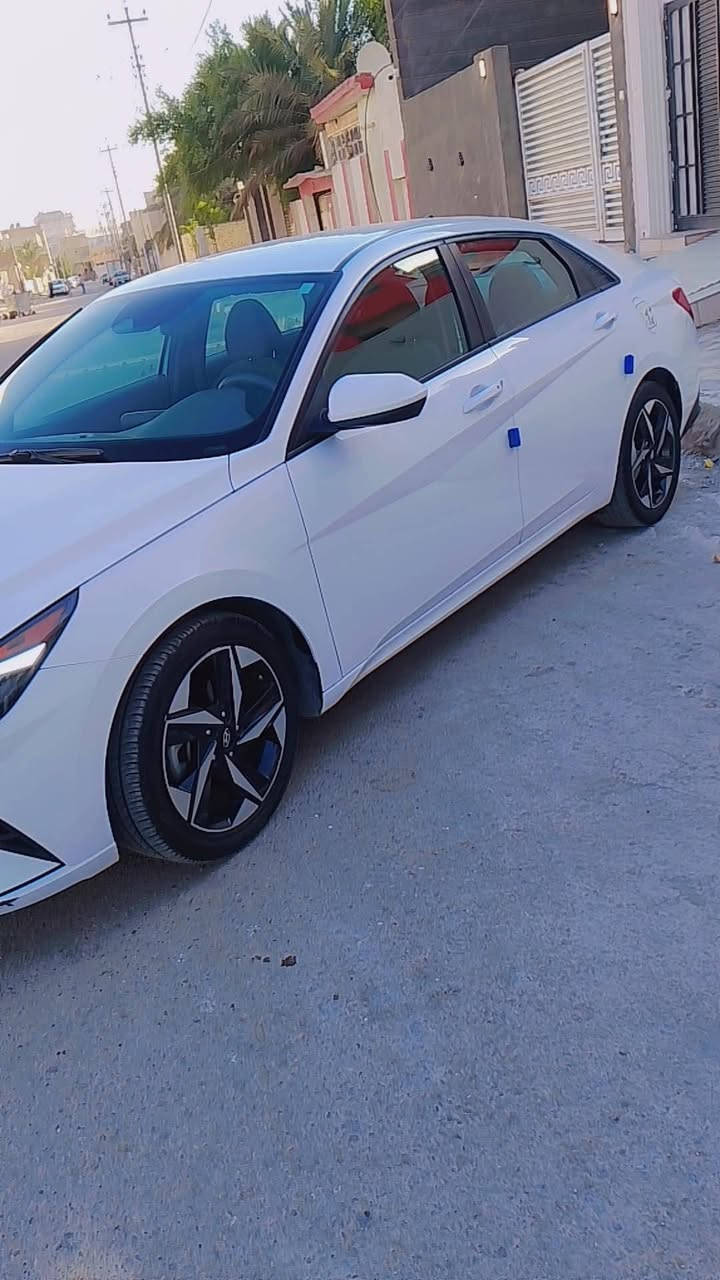 سلام عليكم ورحمه الله وبركاته
—#للبــيع النترا 2023 امريكي 

—فول مواصفات بس بدون فتحه 

معوقين بسم بنيه بعدهي زغيره سمعه شويه ثكيل 

محرك:.2000 دوش المــــرغٌـــــوب

حادثه فقط تعمير قبق جنطه وحوض مسحوب على بارد سياره ليبر واحد اي اي قطعه مابدل بيه سياره دخلو جديد  عام بشهر 6 

——بصمة تشغيل 

-سلايد 

—شغال (تشغيل عن بعد)

—واير ليس (شحن موبايل)

-ليد أمامي و خلفي

-حساس أمامي و خلفي 

-مري شفط 

-داخل رصاصي 

-شاشه كاربلي 

-صندوك ذكي 

-ثلاثاء  انظـمه قياده 

كــروز سرعه——- 

—العنوان ناصريه  ——📍

الــهاتف ***********——بيه واتساب

السعر 160 ورقه وبيه مجال
