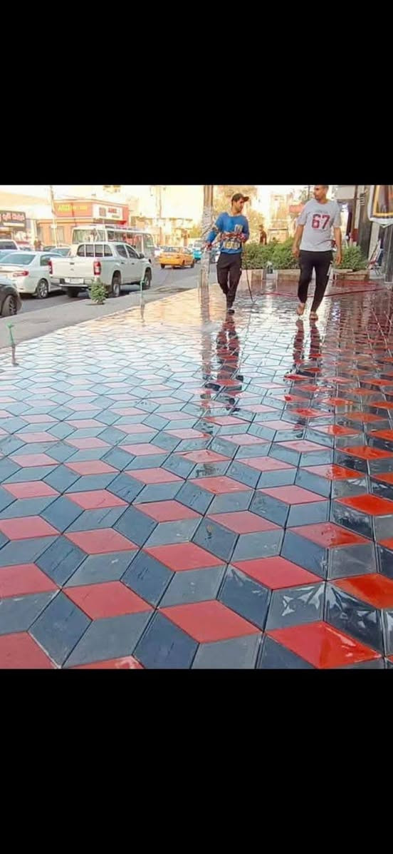 متوفر كادر عمل بغداد
نشتغل انواع الارصفه شوارع حدائق مدارس دوائر 
 سعر (المتر 3لاالف وبيه مجال)/  يوجد كرسته وعمل بسعار مناسبه وجميع المحافضات***********
