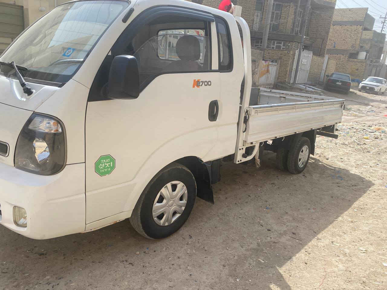 السلام عليكم اخوان كيا2015 حمل 2700 سياره جاهزه سنويه جديده الدوس معمرات وبيه بارد بل بنيد والباقي كفاله السعر 110 وبيه مجال قليل مكاني بابل قضاء القاسم ع ***********
