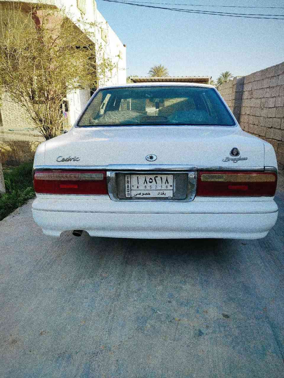 السلام عليكم سياره سدرك مديل 2002 سياره مصبوغه احزان جماليه سياره كير ماكينه حداديه جديده السعر 63 بيها مجال قليل ***********
