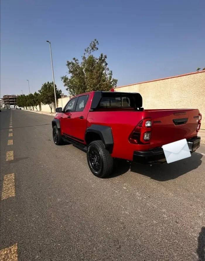 السلام عليكم 🎀🎀
ادوات كلك بدون تحويل 

تويوتا هايلوكس GR

موديل /2023

ماشية /36 الف

مكينة / 6 سلندر

مكينة وكير كفالة

ادوات كلك بدون تحويل

مكفولة/ صبغ كص عشائر انتربول

يوجد / توصيل كافة المحافظات بعد الاتفاق

السعر 145 وبيهة مجال 

للاستفسار اللاتصال ***********

ملاحظة غير متواجد ع الفيس
