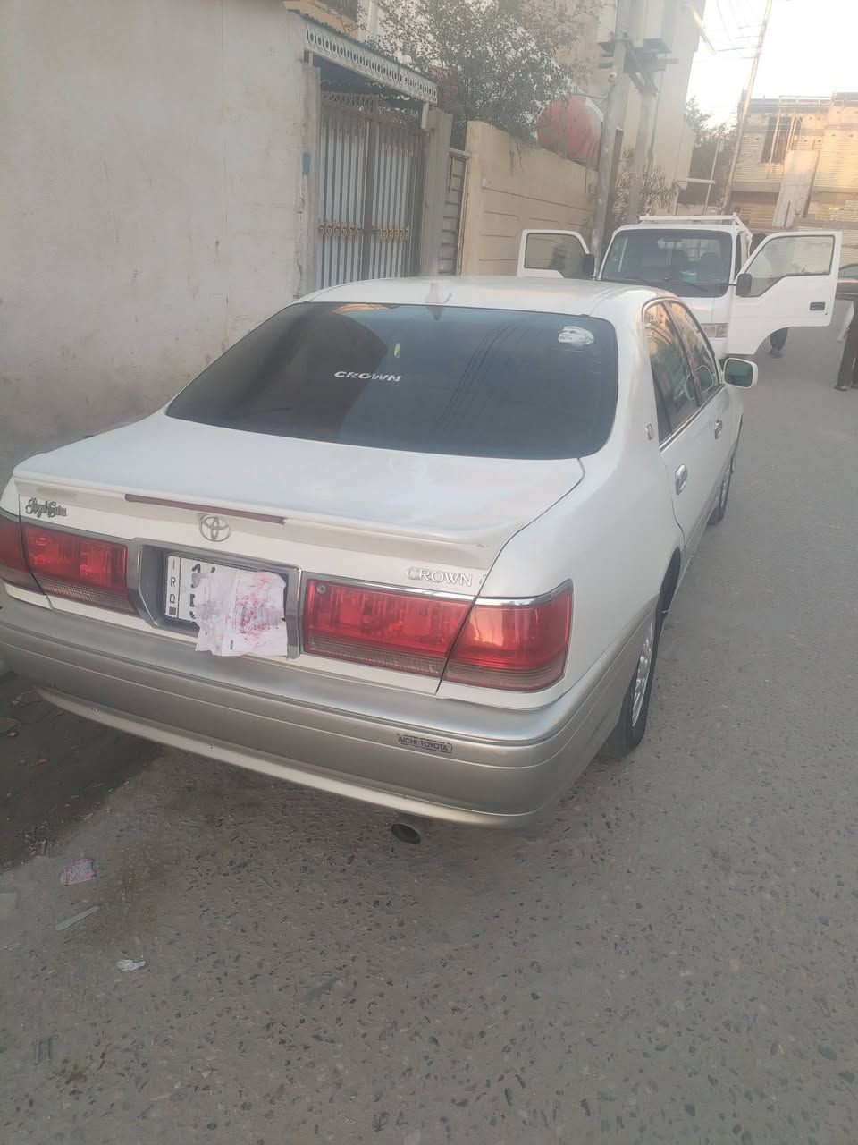 السلام عليكم ملكه 2001 اصل كفالة كص ونقل جثه
الضربة شبر بالمدكر الأمامي سيارة خير من الله حدادية و تبريد ثلج جميع الكهربائيات  شغالة مكينة وكير خير من الله سيارة باسمي رقم انكليزي  السعر  ( 117 )
مكلف بالنشر هذا رقم صاحب السيارة ***********
