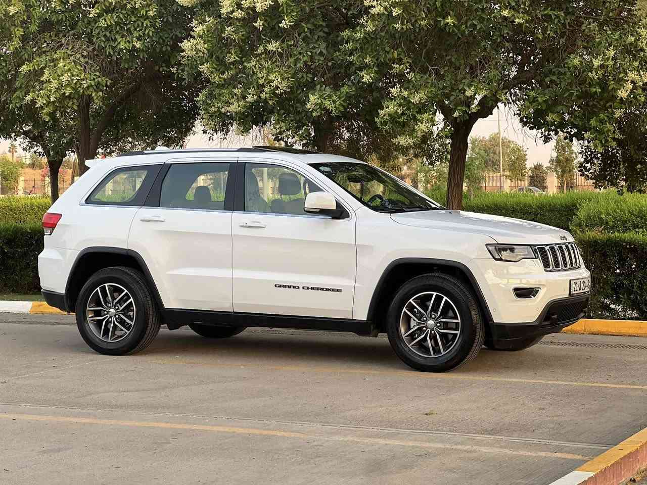 jeep laredo2018
جیب لاریدو ٢٠١٨ سیارە کلین تایتل دعامیة لدعامیة بشرط 
سیارە کلش نظیف نفس الشرکة باقي ماشیة ٤٨ کم سیارە مثل سفر کلش نضیف وحلوە فقط بیە رصعە کلش ضغیر 
والباقي کفالة عامة گیر مکینە کلە بشرط  والسعر خاص واتساب 
او رقم تلفون  ***********
