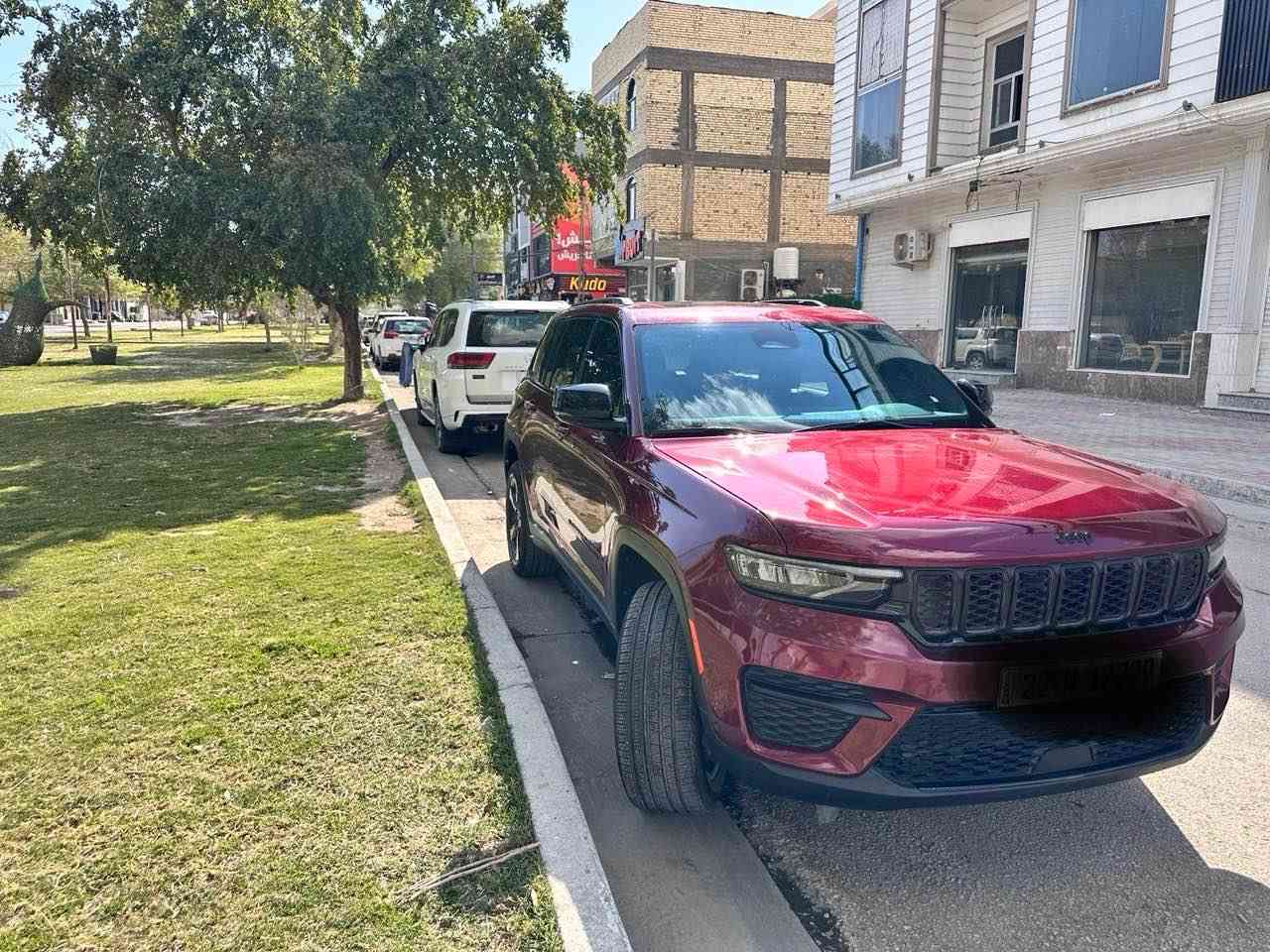 للبيع سياره Jeep Cherokee Altitude
موديل/ 2024
محرك 3.6
القوه/ 392حصان
كير /اوتماتيك 8سرعه
عدد ركاب /5راكب
اللون /ماروني
الرقم /شمالي
عداد/35000
قتحه سقف سياره كشنات تدفئه تبريد السياره جديده ومحرك وكير مكفول وصدر وتخم تايرسياره بدون ايرباك بالعافيه عالي ياخذه صبغ بيها جاملغ وبنيد بدون لا براكيت ولا داخل ولا لغدضربته خفيفه للاسفسار ع الرقم *********** كربلاء, العراق
