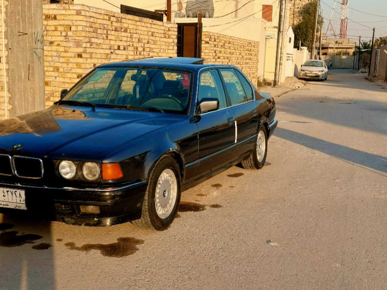السلام عليكمBmw 1994 730
السياره بلاديه ع وضع الشركه
من صبغ وكلشي كهرباء وكير ومكينه مكفولات
بيهة رشات صبغ وجاملغ خلفي 
نضافه الغرفه ميه ب الميه 100/100 
لل استفسار اكثر 
*********** 
مكان السياره ديوانيه
