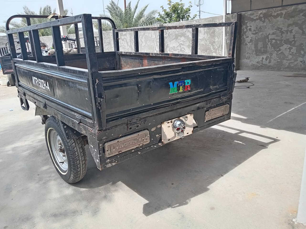 سلام عليكم شباب ستوته للبيع 2015 بيه باجين بركبه وراق سعر 850 بيه مجال شراي يتصل مامتواجد على الفيس ***********
