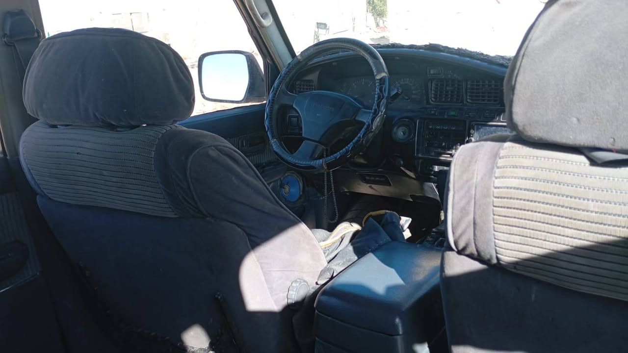 السياره موديل 93 مكفولة رقم بغداد تحويل مجدده السنويه 2028 السعر *********** الرقم بيه وتساب
