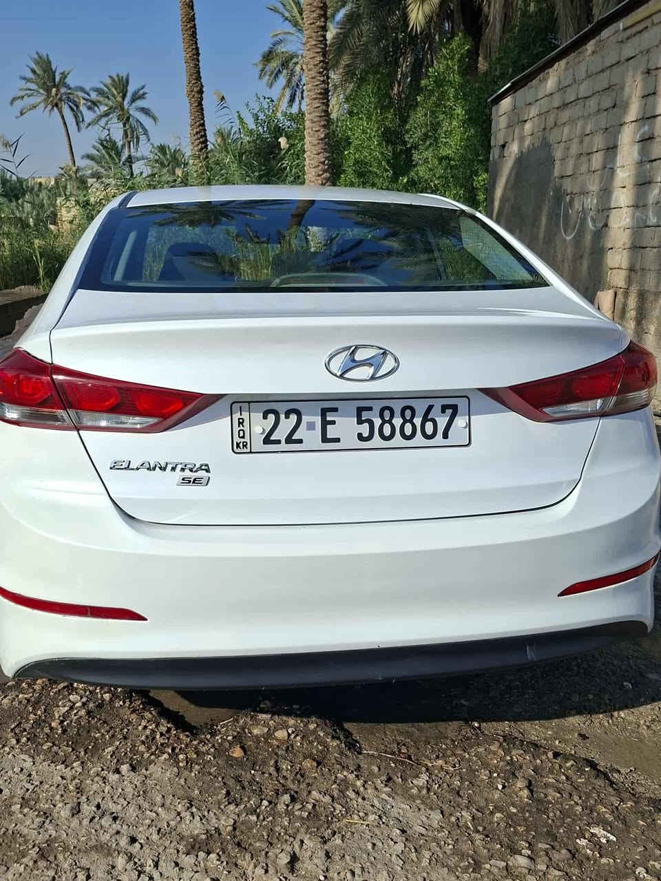 سيارة إلنترا موديل ١٨ تقريبا حادث بسيط مرقم أربيل ماشية 54 
محرك دوش  ٢٠٠٠عنوان السياره حله اسكان ***********
  
السعر ١28
