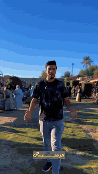 خلي سفرتك الئ قضاء( هيت ) 
#مع شركة الرهيب لسفر والسياحة  🗺 
 
((يوم الجمعة))

سعر نفر ( 10 ألف ) فقط تضمن نقل وجولات سياحية والتصوير 🚃

موعد الرحلة كل يوم ( جمعة ) 

برنامج الرحلة:

🔹بداية الوصول نذهب لزيارة متحف الحاج حمدي عفتان التراثي
🔹ثم الذهاب الى عيون القير الكبريتية. 
🔹بعدين نروح لتناول الغداء بالمطعم. 
🔹بعدين نروح نزور منارة الفاروق. 
🔹بعدها نتوجه لزيارة قلعة هيت وسورها. 
🔹بعدها نروح للنواعير القديمة وناخذ يمها 
      صور على نهر الفرات العصرية نخلصها هناك.  
🔹 بعدين تجي جولة الزوارق بنهر الفرات والتمتع 
      بالمناظر الخلابة بالنهر وقت العصرية. 
🔹 اخيرا نروح لمعمل دبس وراشي هيت للتبضع. 

العنوان:حي الجامعه مقابل مرطبات مشمشة 

لأستفسار الاتصال عله الارقام التاليه:***********
