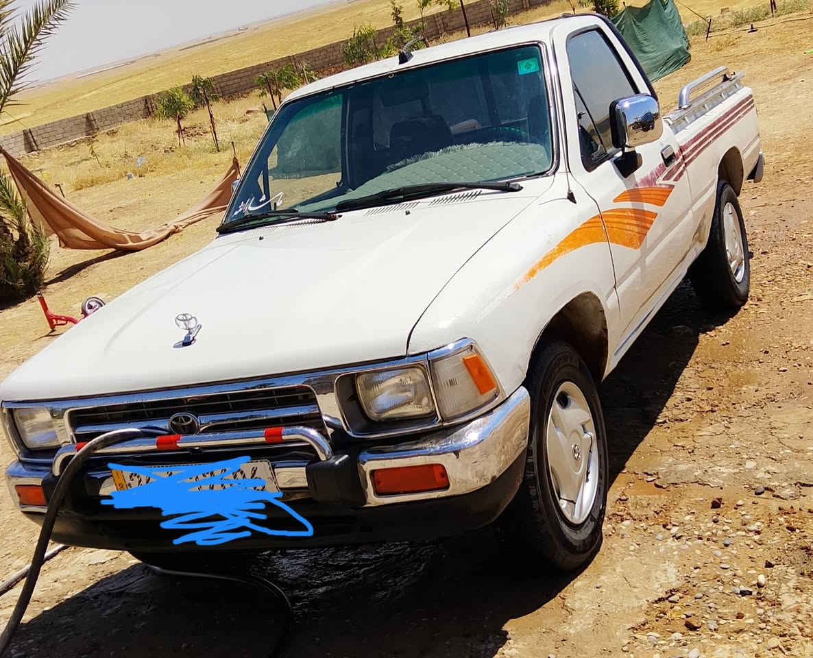 سيارة بيكم رقم صلاح الدين مسطرة تحويل في نينوى سنوية جديدة سيارة بيها بوند صبغ والباقي كدام العين سعر المطلوب 75 وبيها مجال للطيبين سيارة نظيفه بمعنه الكلمه ***********
